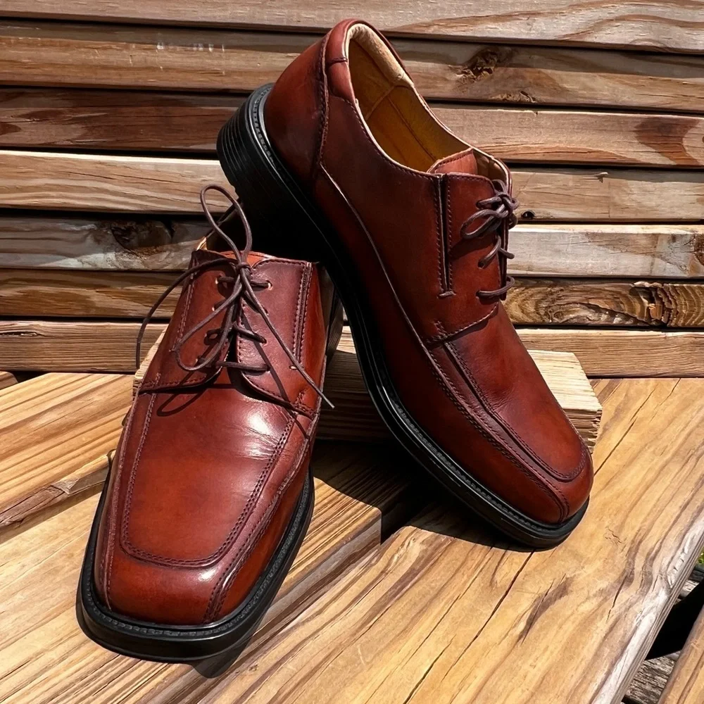 - Dockers Sz 10 Perspective Tan Leather Oxford Dress Shoes! EUC!